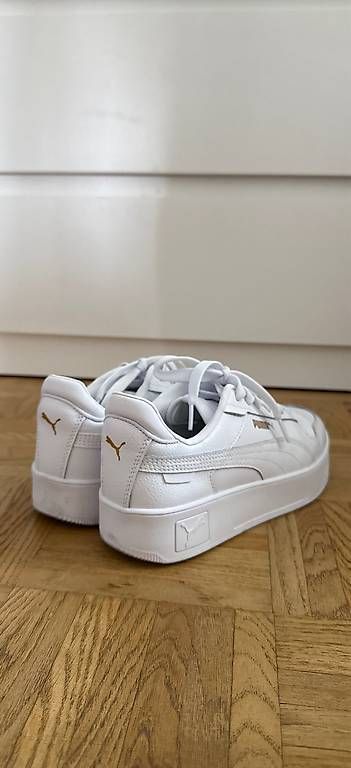 Scarpe da donna: Puma Sneaker weiss Gr. 39 – Usato da Arlesheim venduto da schoop. 1