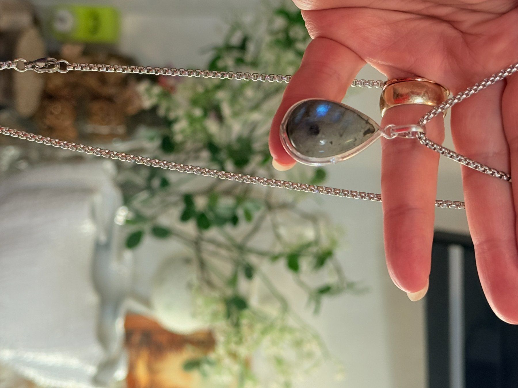 Catenine: Collier élégant avec Labradorite véritable, neuf! – Nuovo e nell'imballaggio originale da Genève venduto da AGBERG 4