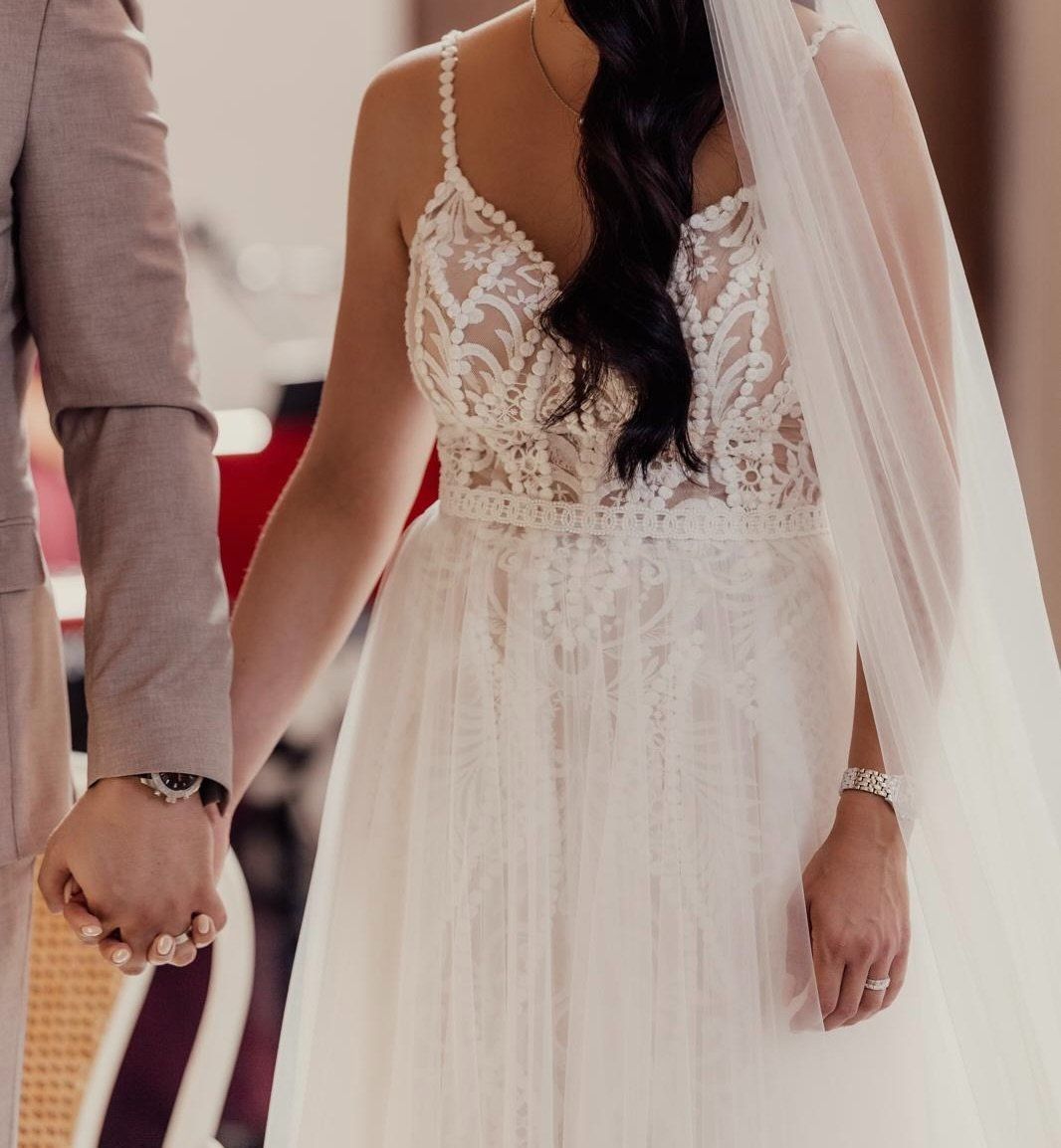 Vestiti: Secondhand Brautkleid von Mode de Pol, Grösse 36-38 – Usato da Brunnen venduto da Herzig-Brautmode 2
