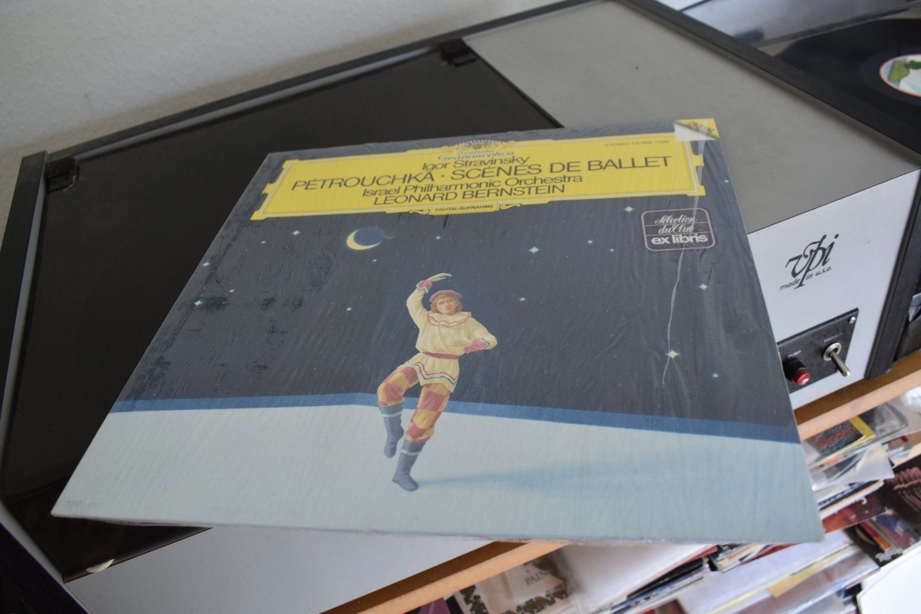 Dischi in vinile: Neu&V. Stravinsky Bernstein Petrouchka – Nuovo (secondo la descrizione) da Pfaffhausen venduto da mono_rec