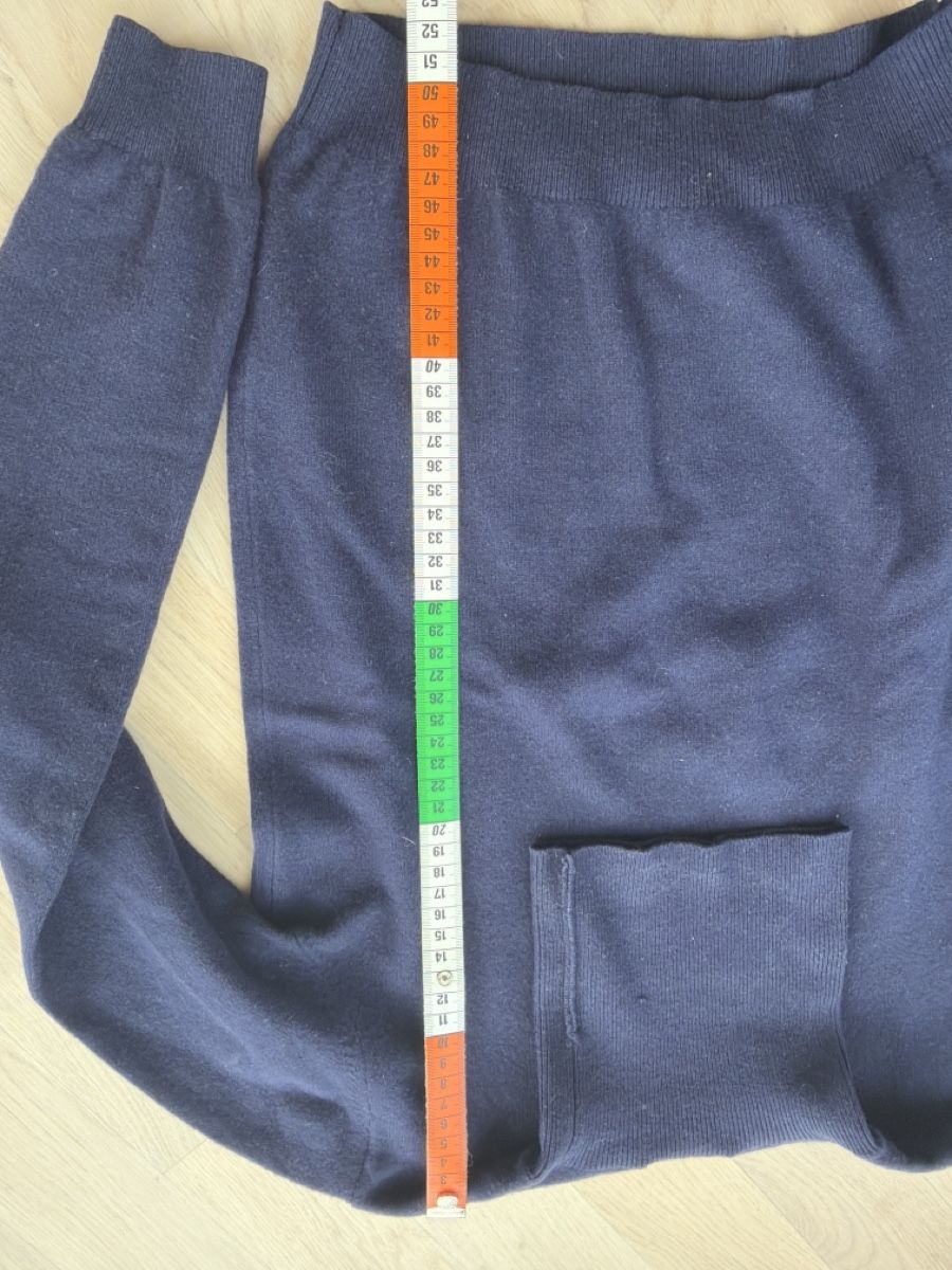 Maglioni & Felpe: Kaschmir-Pullover, marineblau, Grösse XS – Usato da Au ZH venduto da eac_gm25 1