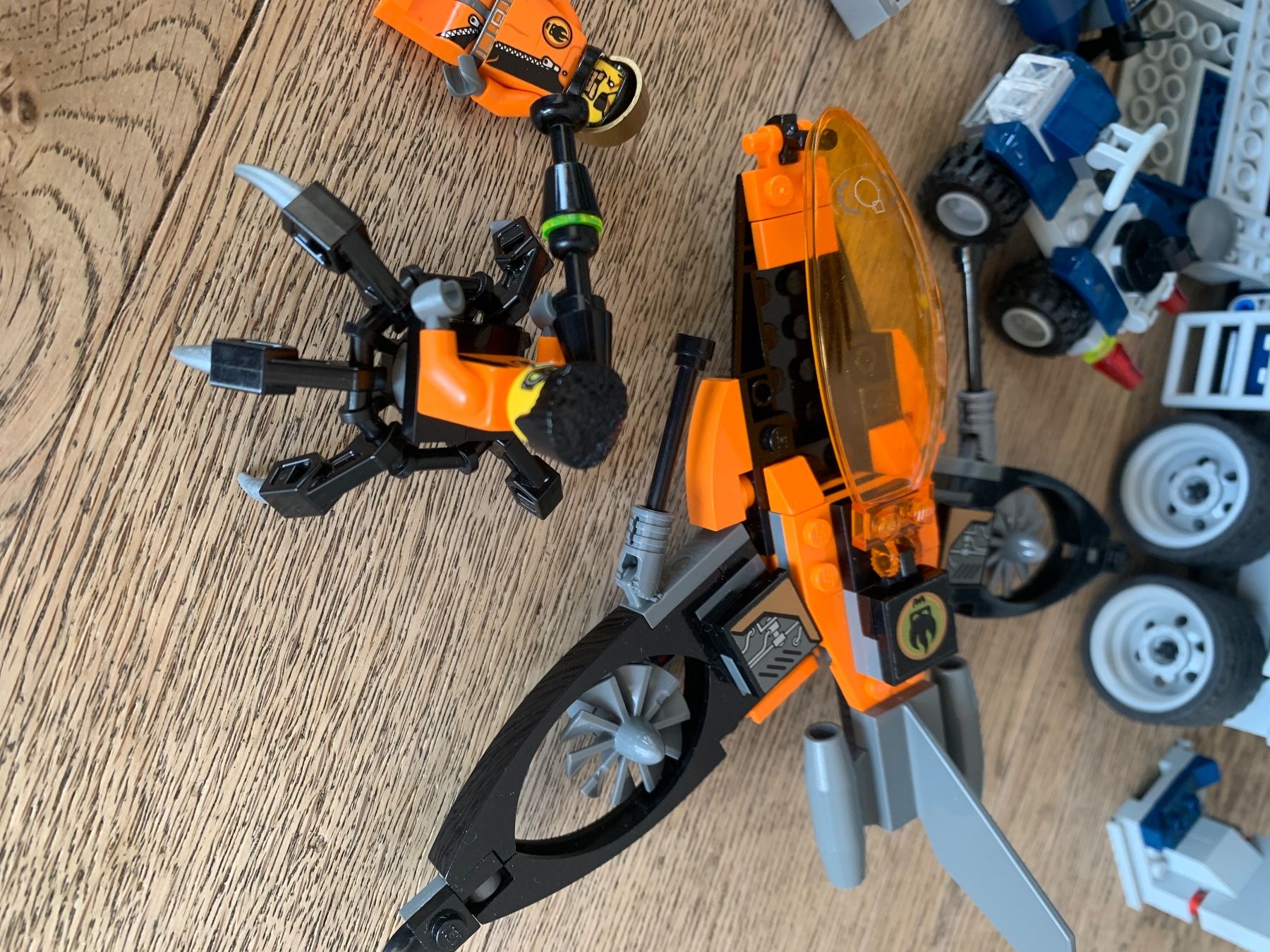 Lego Giocattoli: Ab 1.-! Lego Agents 8635 Mobile Command Centre – Usato da Steinhausen venduto da yzos 7