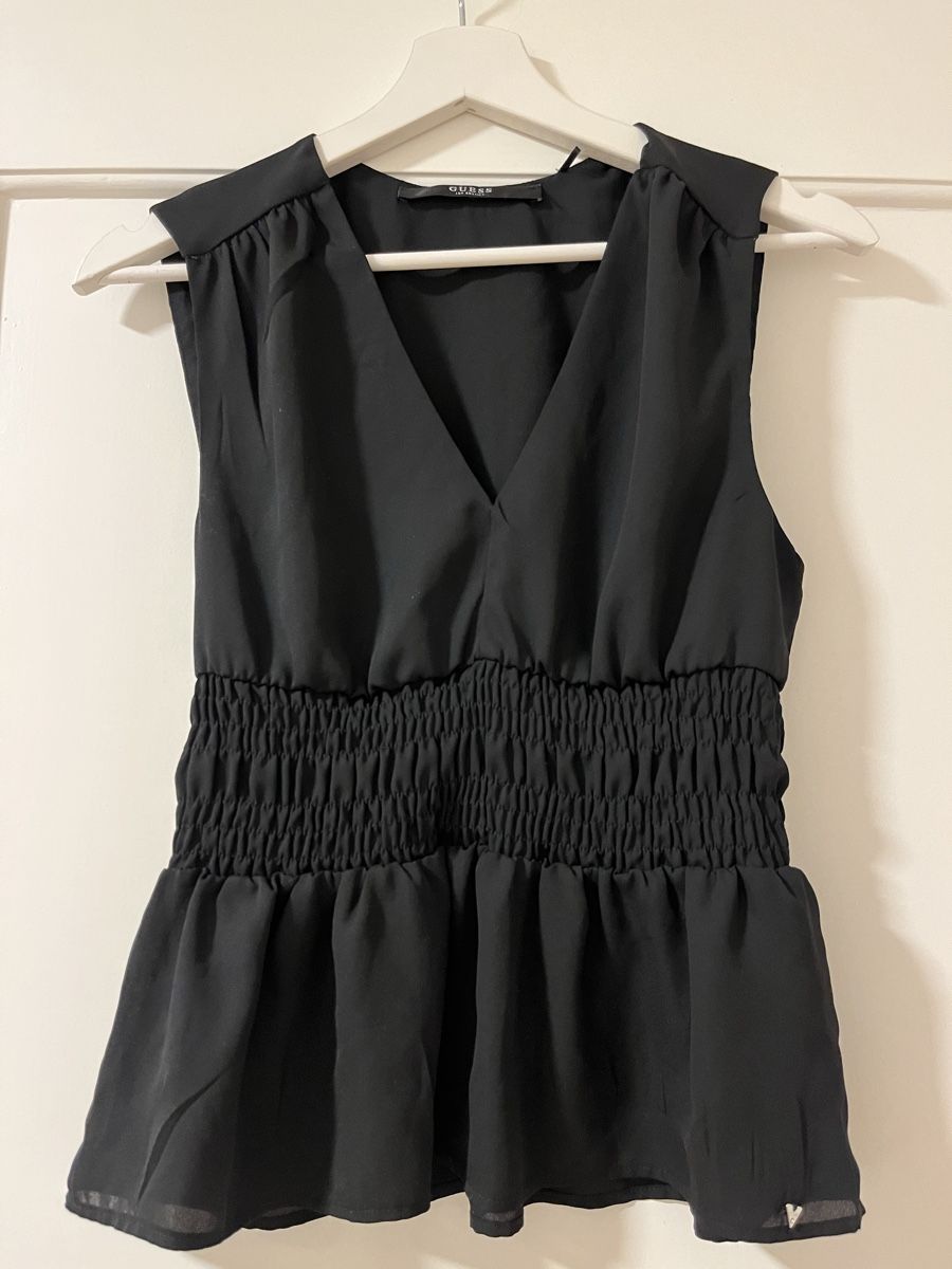Guess Tops: Guess Top, schwarz, ärmellos, Grösse S – Neu (gemäss Beschreibung) aus Zürich von cla_99rd