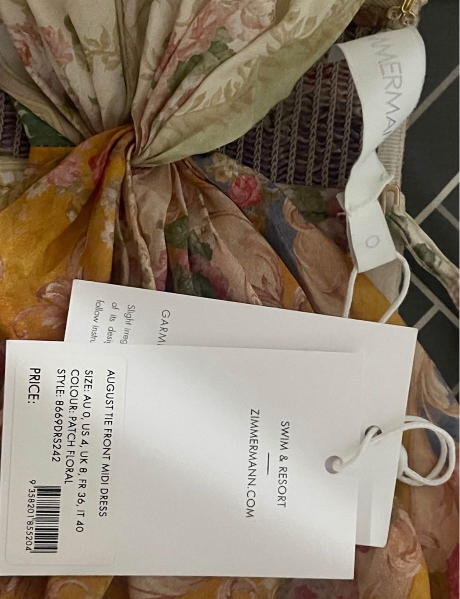 Zimmermann Vestiti: Zimmermann Elegant Silk Midi Dress – Nuovo (secondo la descrizione) da St.Josefen venduto da lop_lh8d 8