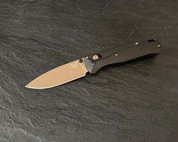 Benchmade Bugout 535FE-05 Flytanium Crossfade Titan