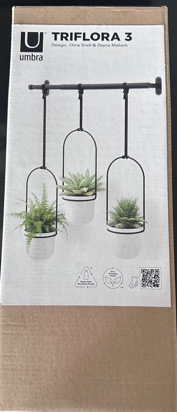 Tutte le decorazioni: UMBRA TRIFLORA 3 – Nuovo (secondo la descrizione) da St-Légier-Chiésaz venduto da EvaVDRiviera 1