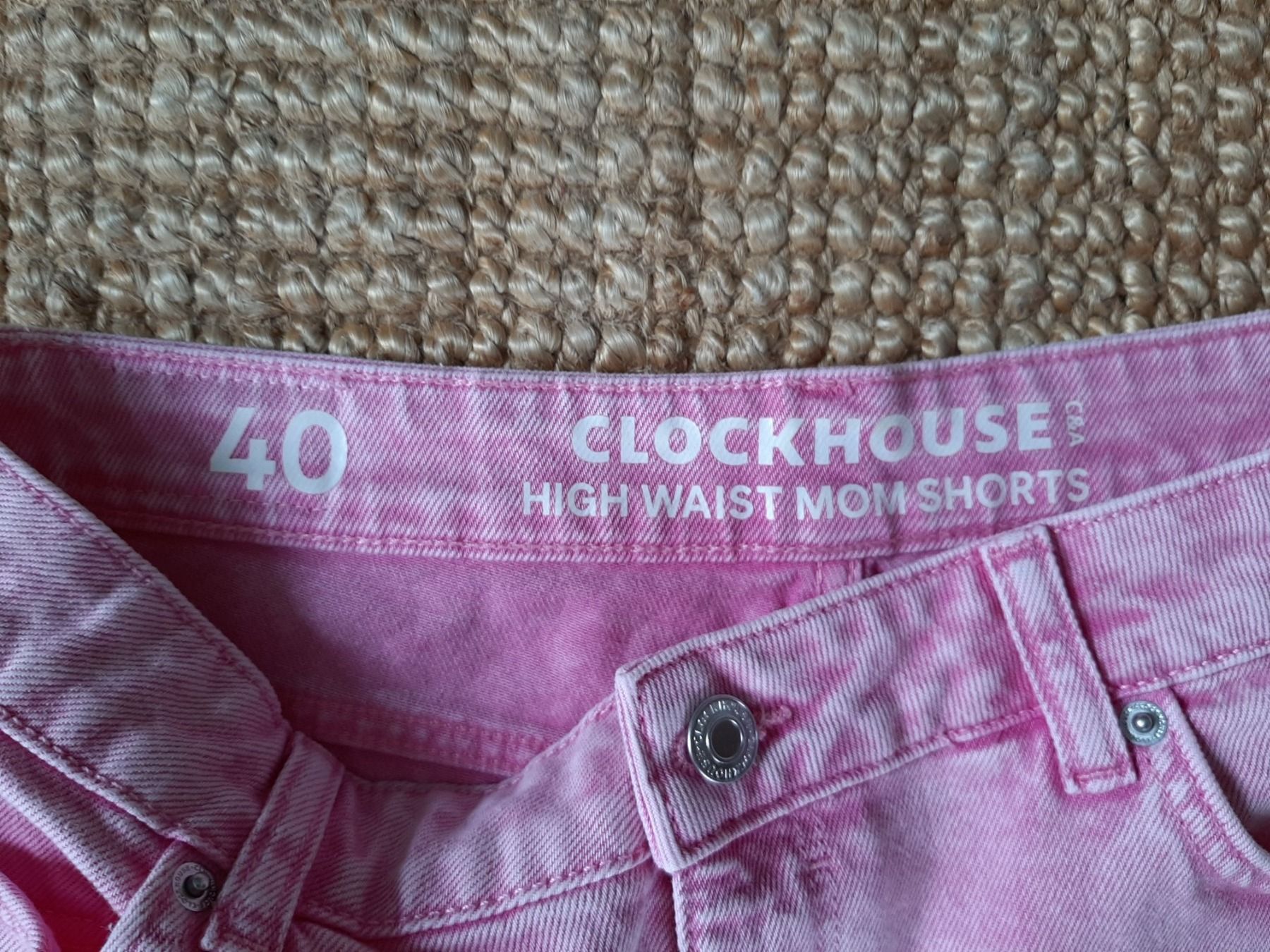 Hosen: Short en jeans rose T40 – Neu (gemäss Beschreibung) aus Lausanne von Cognitia 1