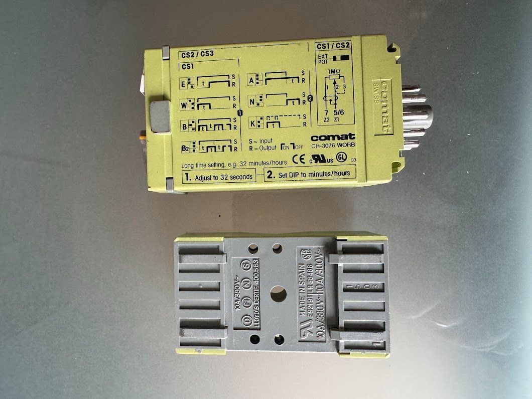 Elektronikbauteile: Comat•Multifunktion-Zeitrelais•Wechslerkontakte•230•2Wechsel – Neu (gemäss Beschreibung) aus Neuenkirch von JCQ 7