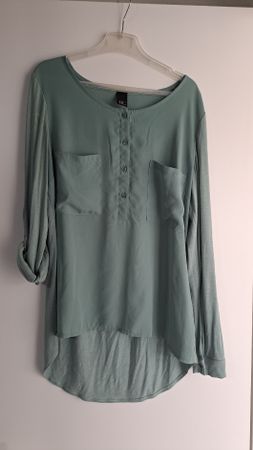 Bluse grün Gr. 38 von BC