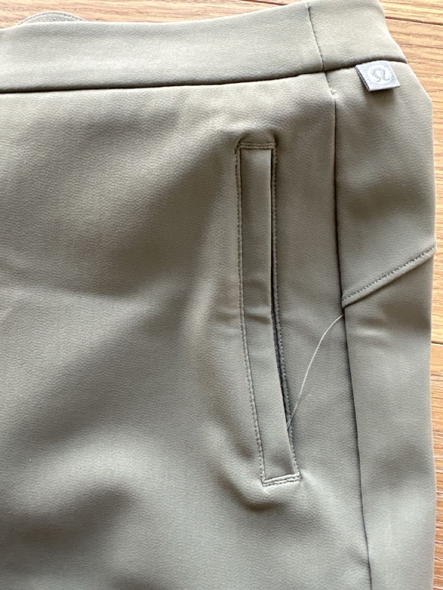 Lululemon Pantaloni: Lululemon ABC Pull-On Pant 6 NWT Olive Green Commute! – Nuovo e nell'imballaggio originale da Binningen venduto da can_s2yh 4