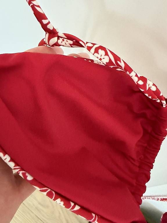 Maillots de bain & Bikinis: Roter Blümchen-Bikini – D'occasion à Bleienbach par Chi_Cari 2