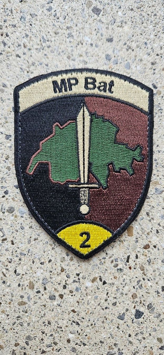 Schweizer Armee Plaketten & Abzeichen: *** Badge MP Militärpolizei mit klett *** – Neu und originalverpackt aus Riedholz von fr_sIruP