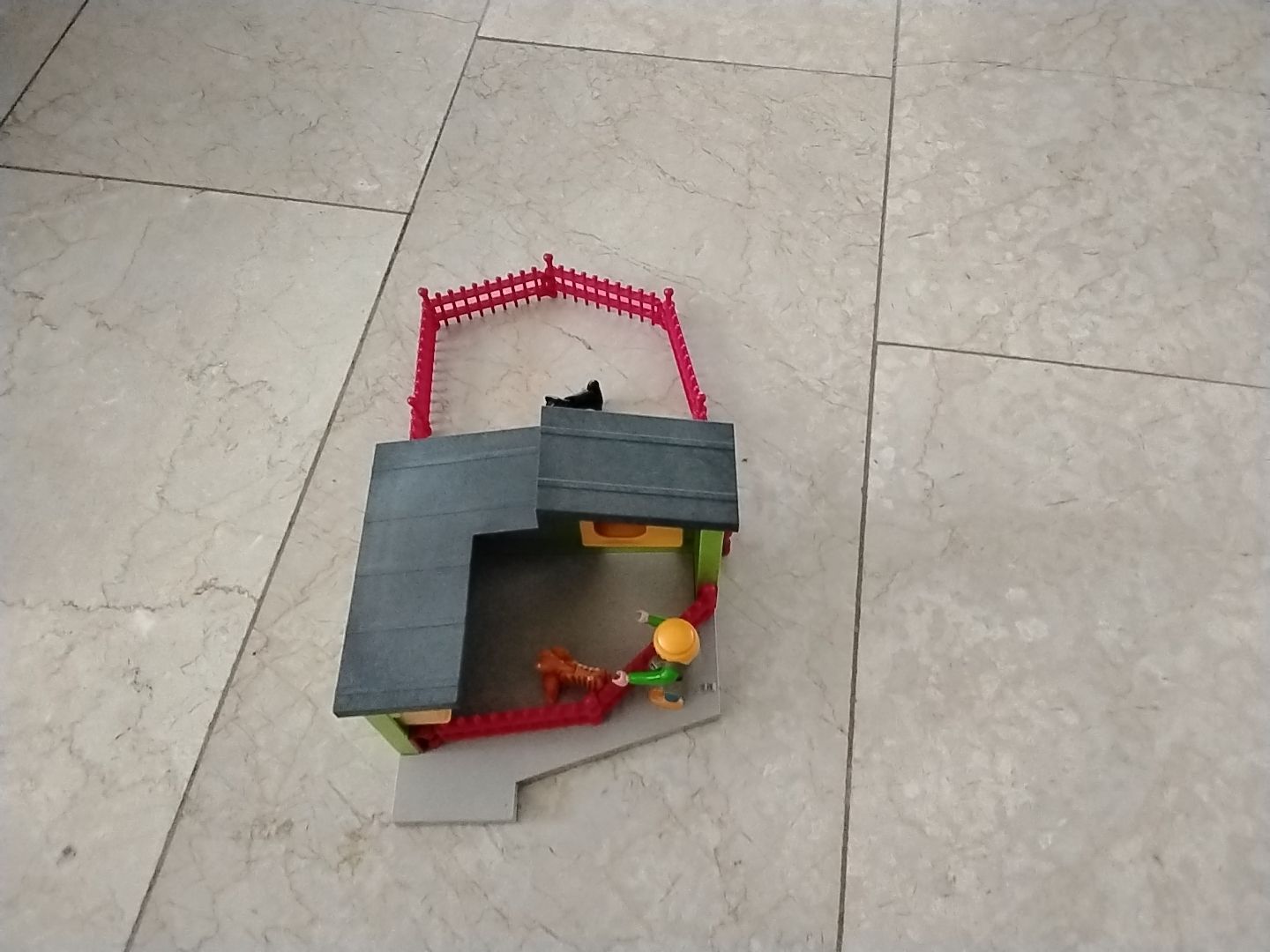 Playmobil Giocattoli: playmobil katzenhotel – Usato da Reichenburg venduto da Tutti81
