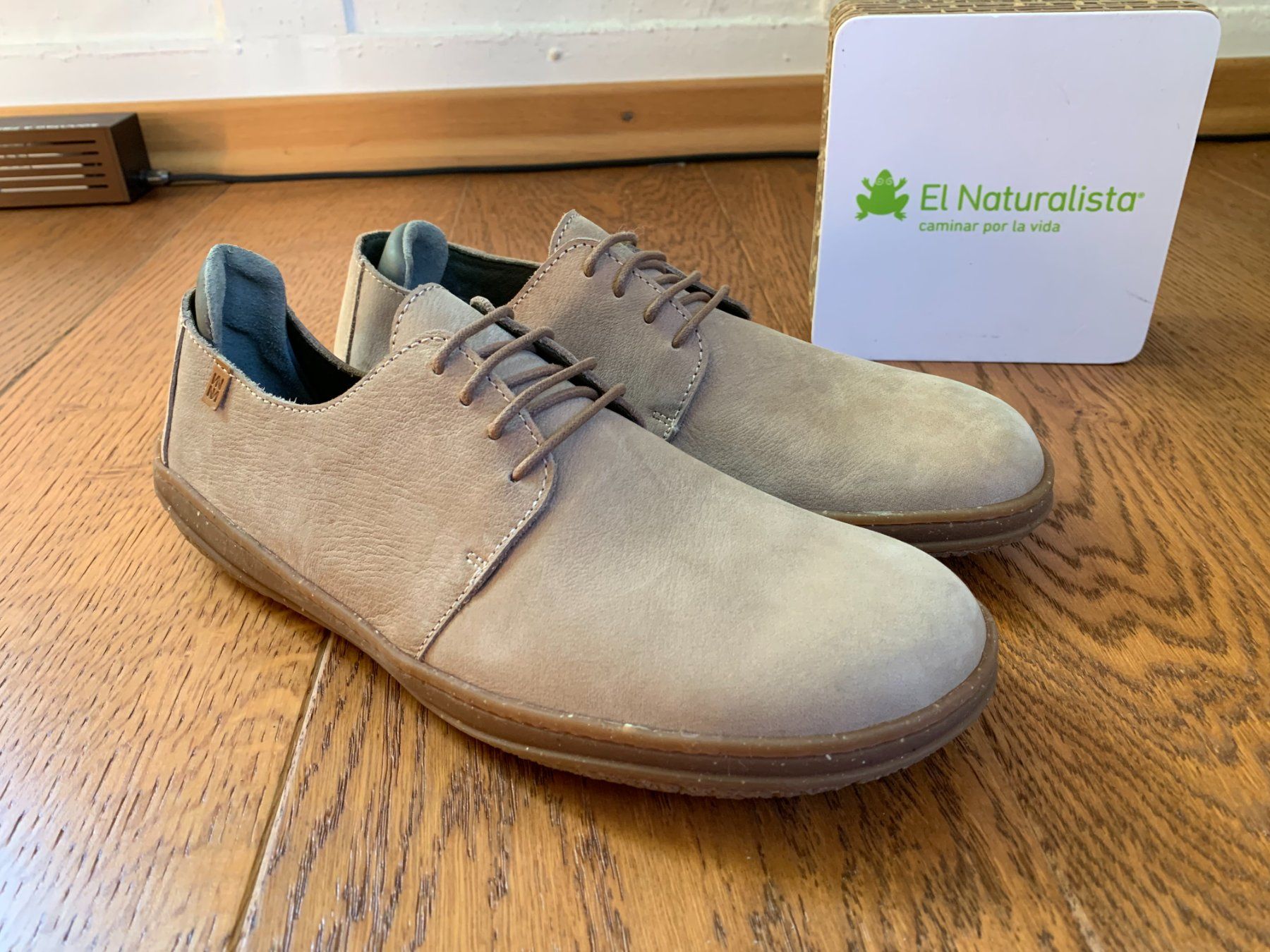 El Naturalista Scarpe da uomo: El Naturalista Amazon 5381 beige Gr.41 – Nuovo (secondo la descrizione) da Zürich venduto da finsti 1