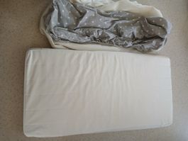 Matratze, 120 x 60 cm mit waschbarem Bezug, selten genutzt
