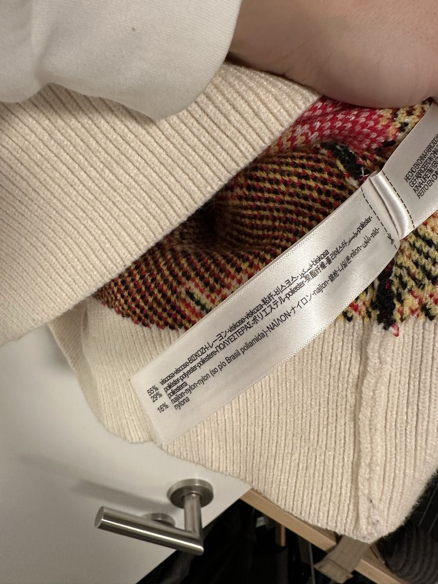 Zara Jacken: Zara Mickey Mouse Cardigan Gr. S – Gebraucht aus Muttenz von Tschulietta_105 1