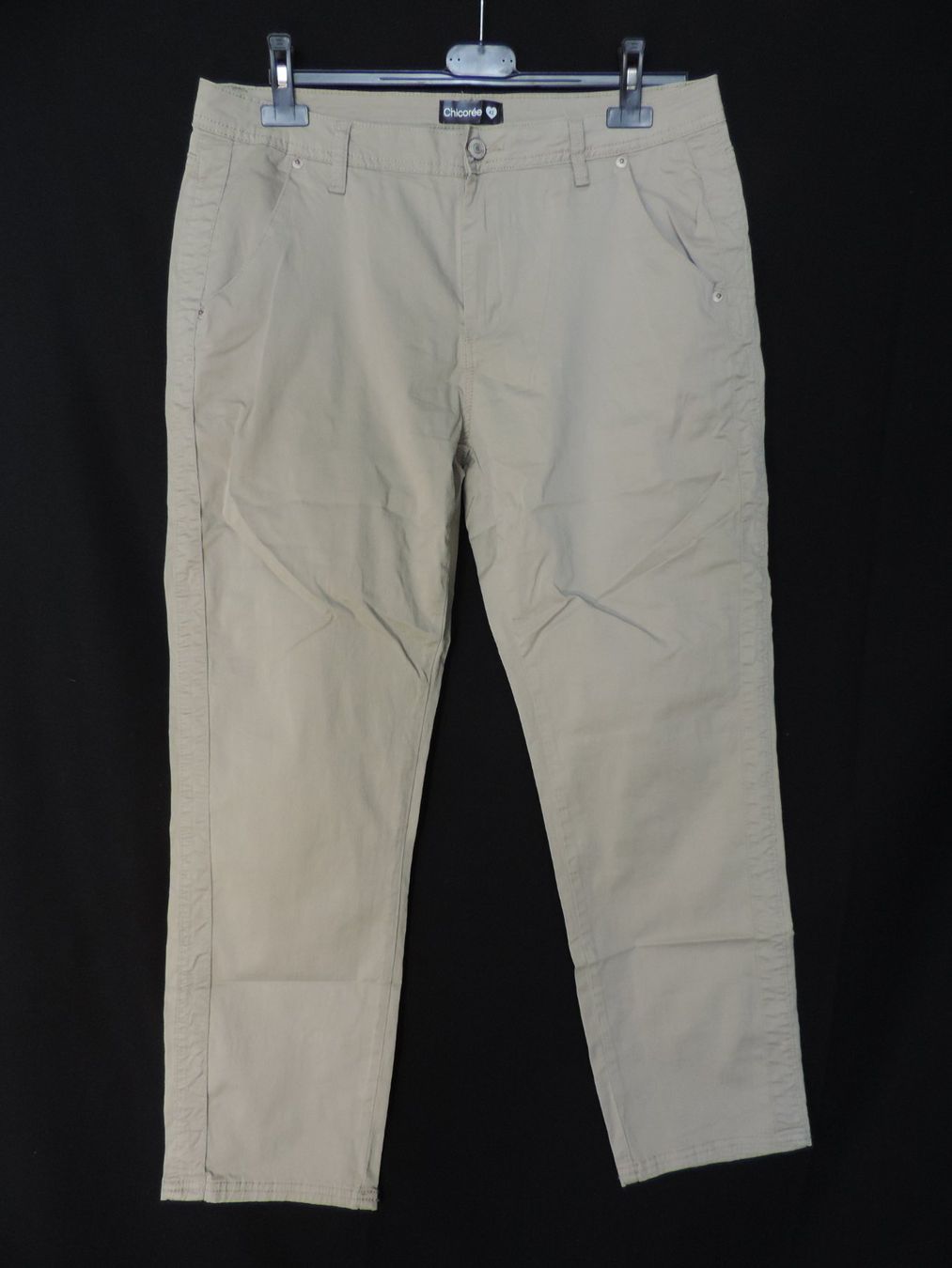 Pantaloni: pantalon vert kaki clair – Usato da Genève venduto da Axelle333 3