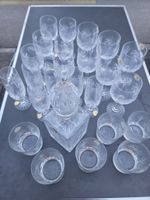 un service de verres et d'une carafe en cristal,24 %