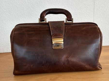 Arzttasche aus Premiumleder, Vintage, & Handgriff (kl.Luxus)