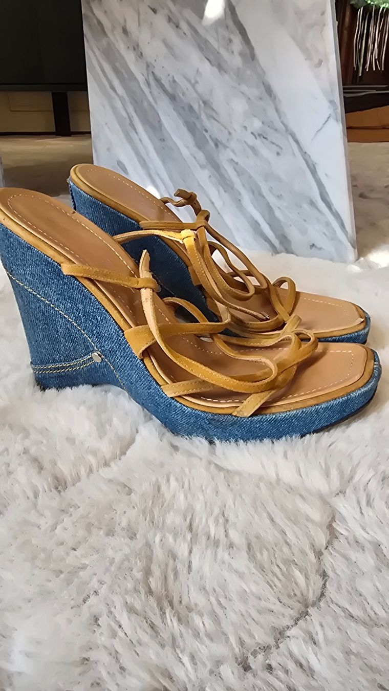 Casadei Damenschuhe: CASADEI – Gebraucht aus La Neuveville von p.sto