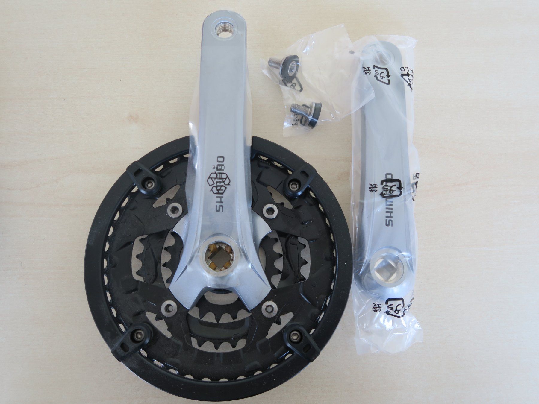 Shimano Pezzi di ricambio: SHIMANO PEDALIER ACERA – Nuovo e nell'imballaggio originale da Neyruz FR venduto da Sourimousse