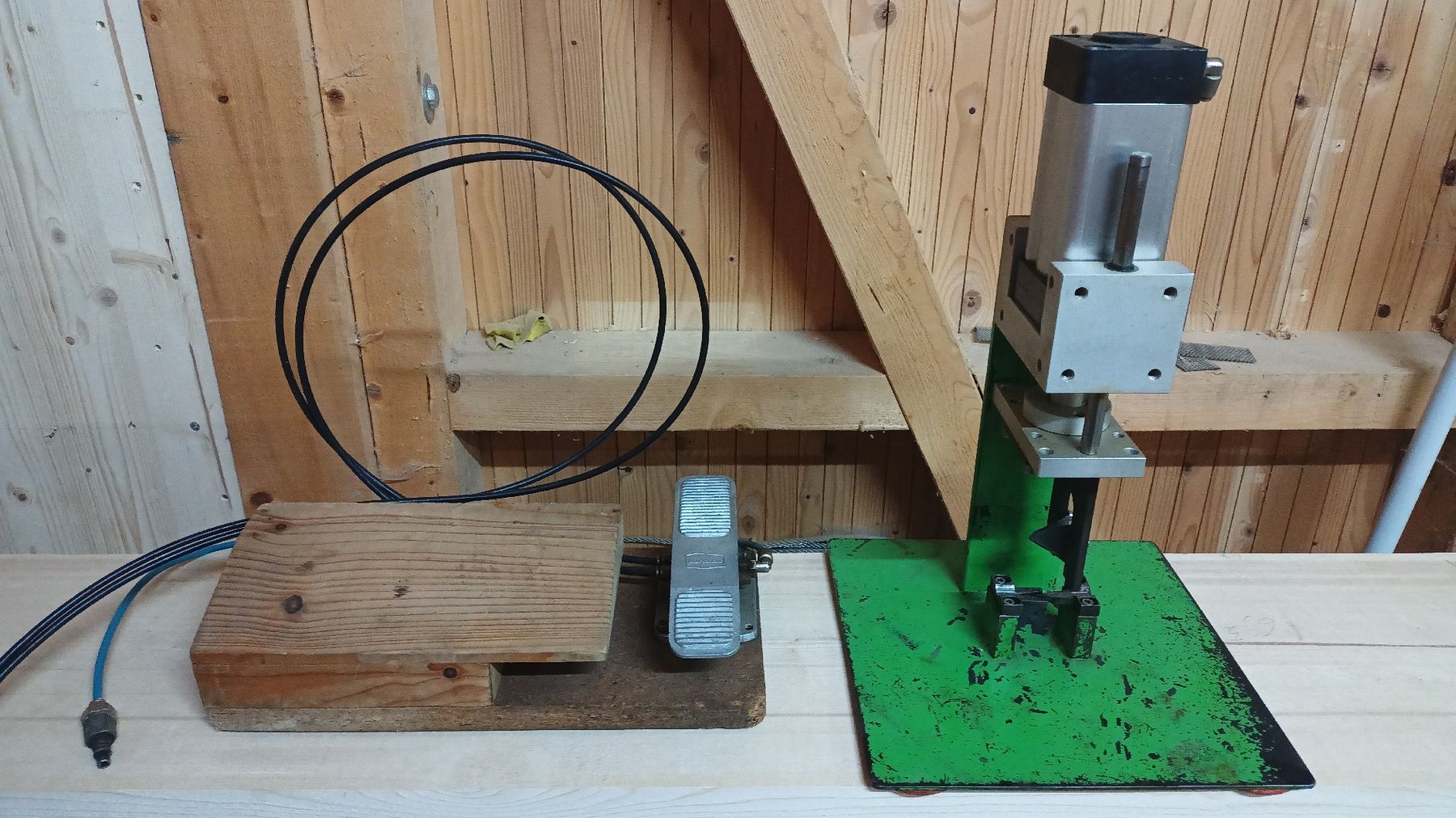 Tutte le macchine: Veredelungsmaschine Stanze – Usato da Oberfrittenbach venduto da _123 2