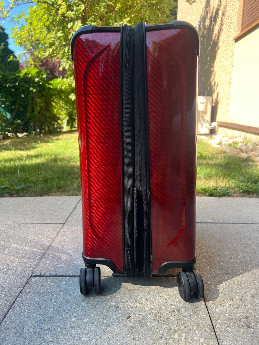 Tumi Valigie: TUMI Rollkoffer + TUMI Rucksack – Rot – Usato da Zürich venduto da lcohen1953 3