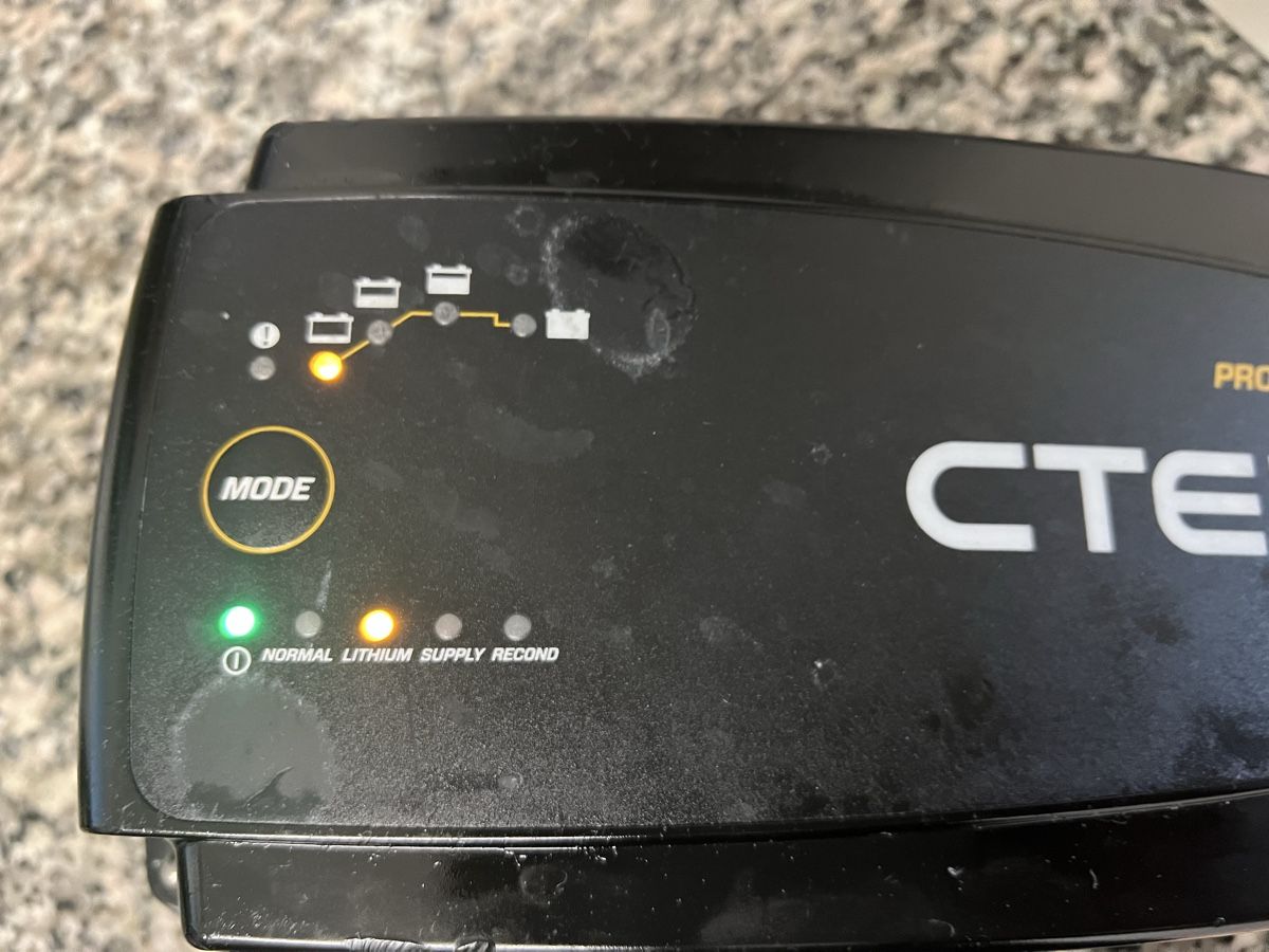 Ctek Chargeurs de batterie: Ladegerät CTEK – D'occasion à Dietwil par makakinho 4