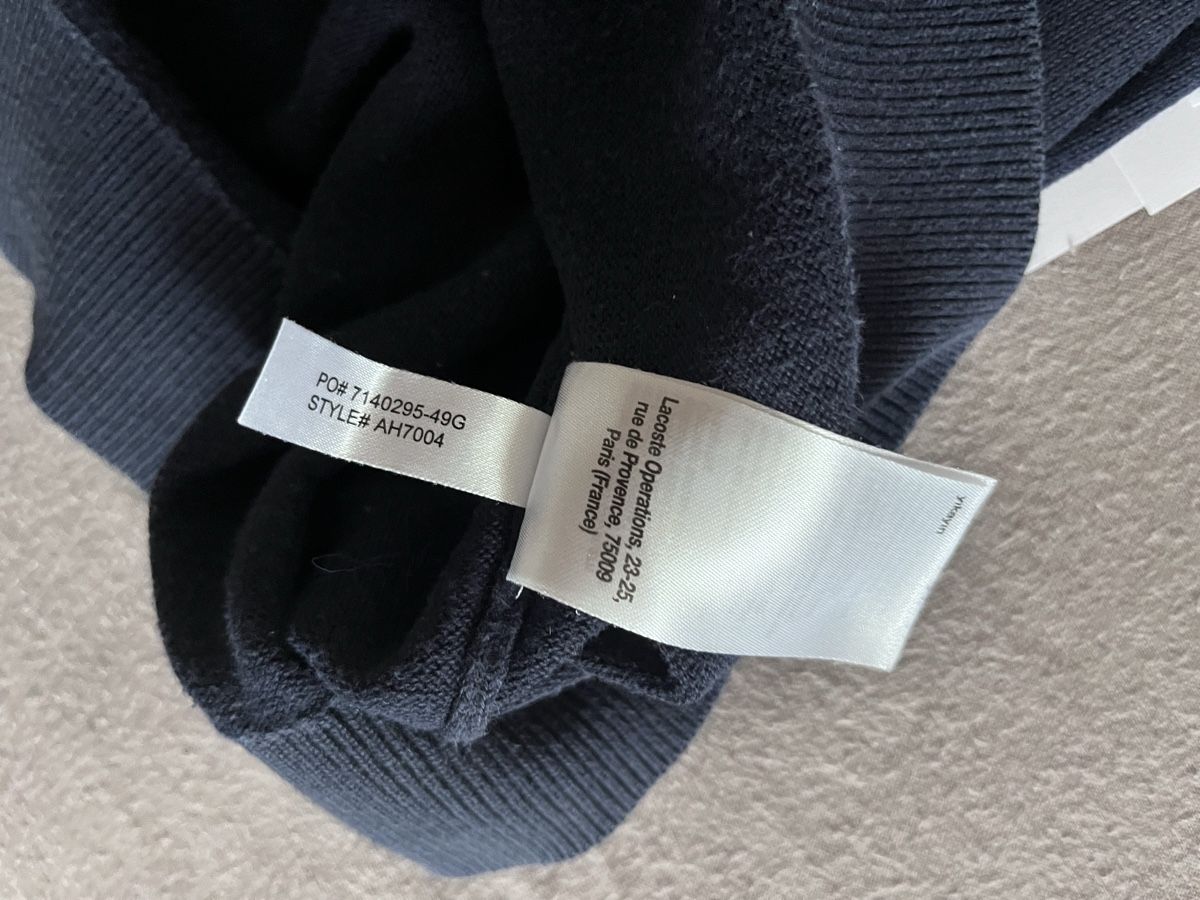 Lacoste Pullover & Sweatshirts: Lacoste Pullover, dunkelblau, Grösse M - Top Zustand! – Gebraucht aus Ruggell von blu_zb7q 3