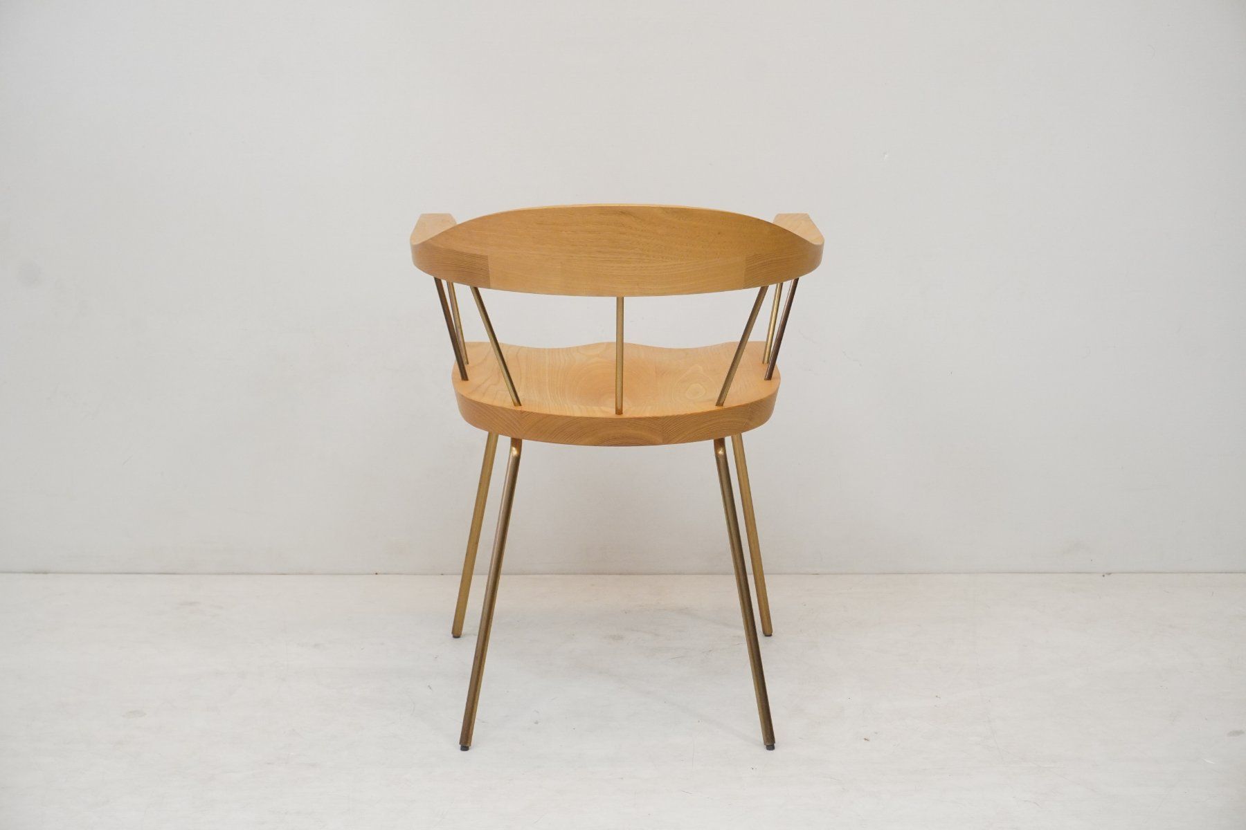 Sedie: BassamFellows Spindle Chair Eiche Messing - Designklassiker – Usato da Bad Zurzach venduto da QLASSIQ 5