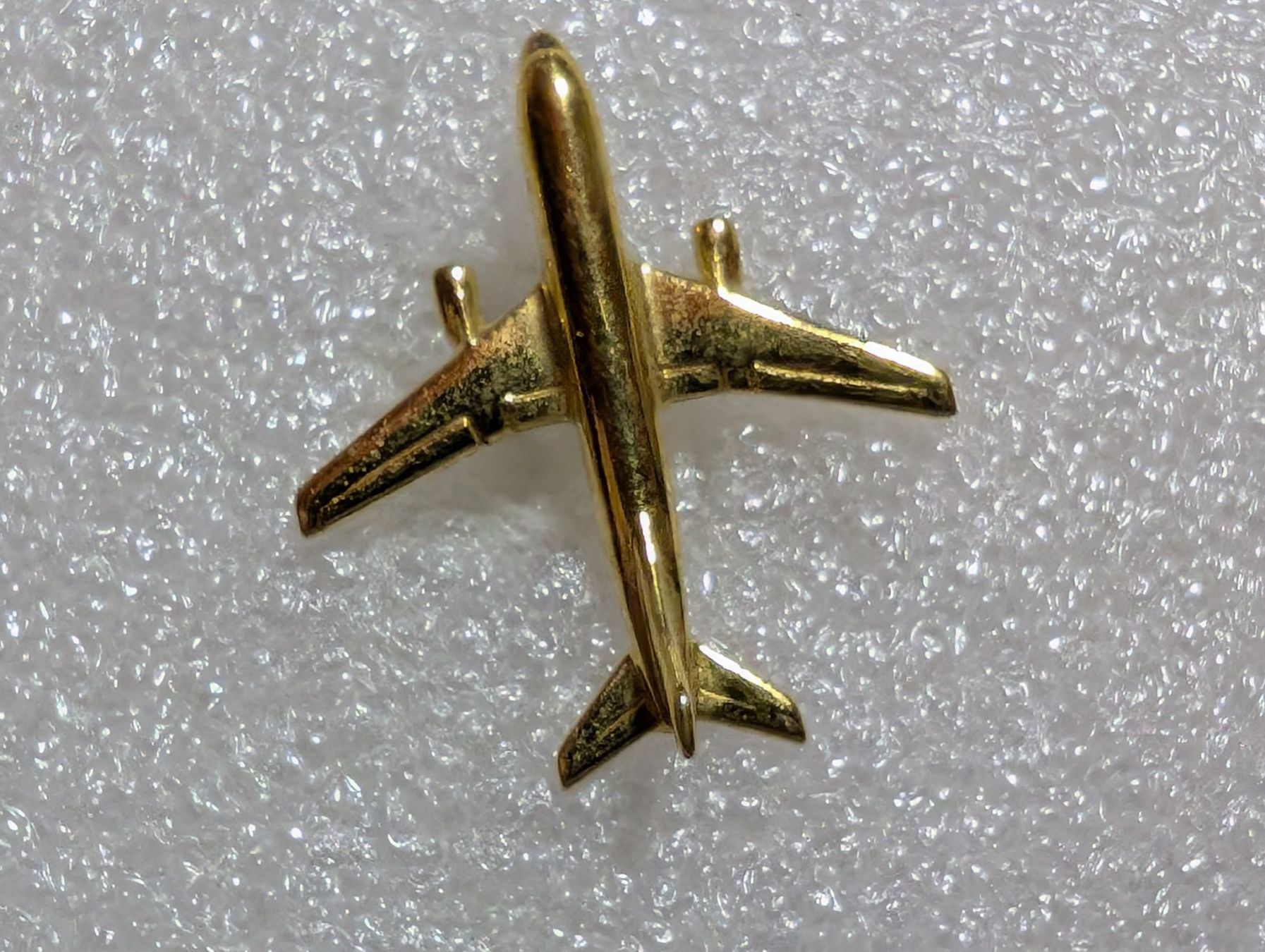 Placchette & Badge: Ansteckpin 248: Flugzeug – Usato da Oppligen venduto da Pin-Fall-Shop