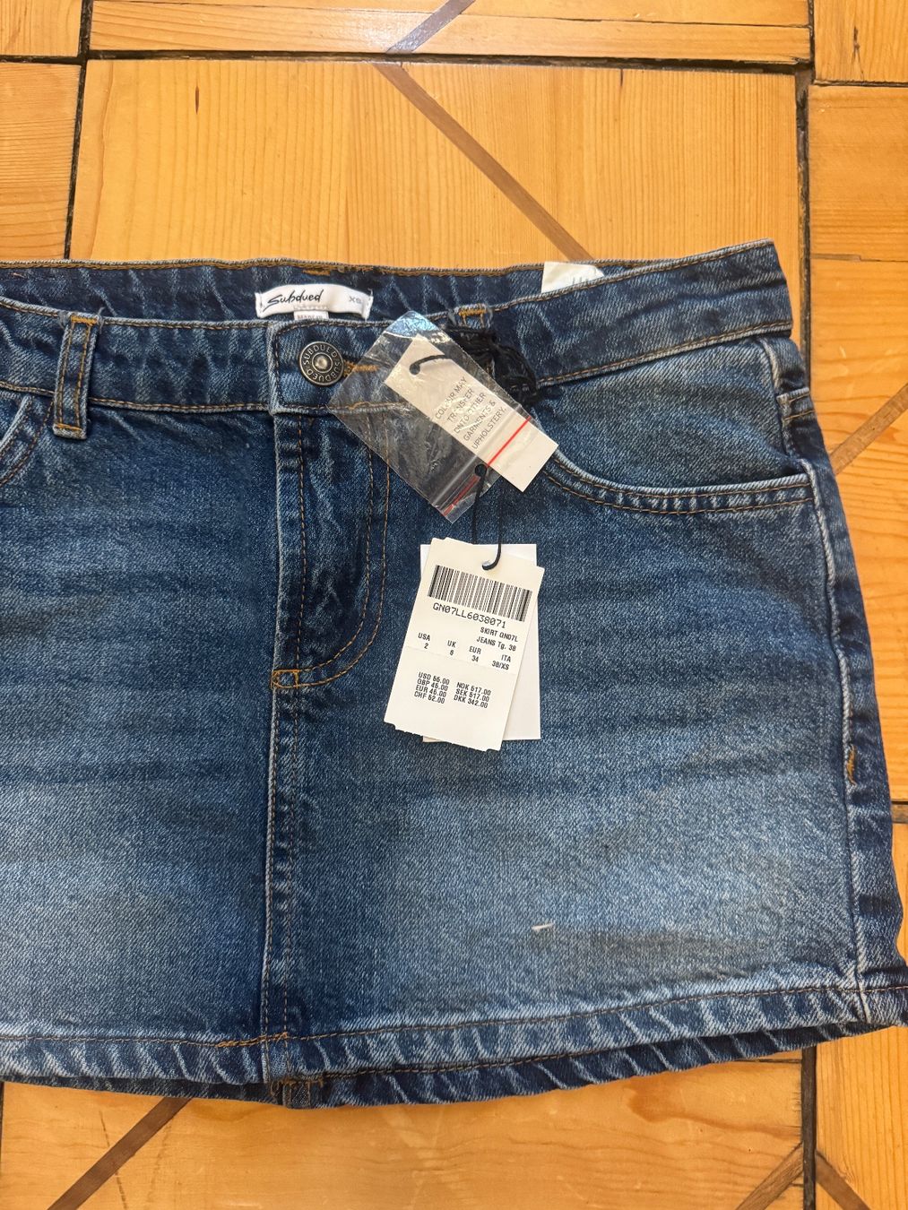 Röcke: SUBDUED Mini Skirt – Neu (gemäss Beschreibung) aus Zürich von catemiranda 1