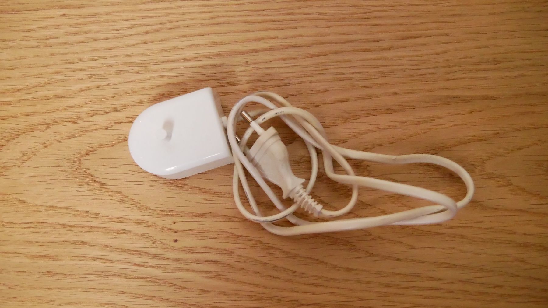 Caricabatterie: Philips Sonicare Ladekabel Zahnbürste Ladestation – Nuovo (secondo la descrizione) da Zürich venduto da julia_vina 1