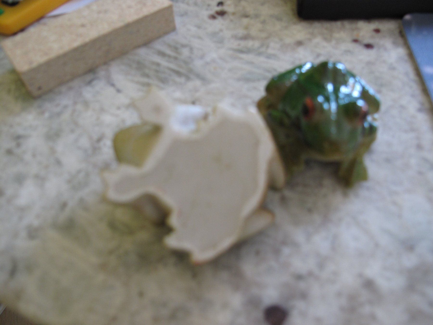 Tutte le decorazioni: lot de 2 petites grenouilles – Usato da lossy venduto da katz_fr 2