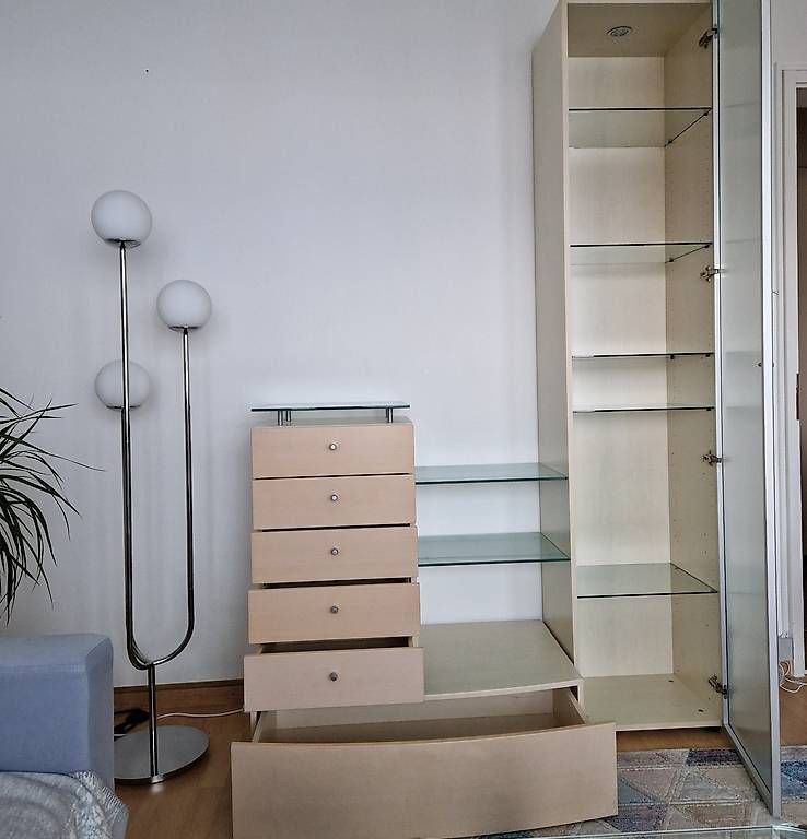 Armadi: Wohnzimmer-Schrank – Usato da Thun venduto da iri_n6xd 1