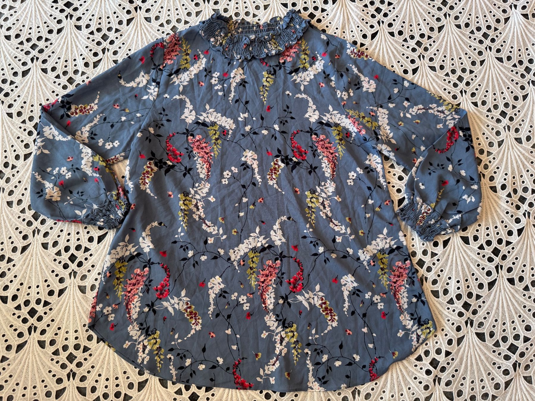 Camicette: Sommer Bluse Blumenmuster Gr M Blau – Usato da Frenkendorf venduto da Style365 3