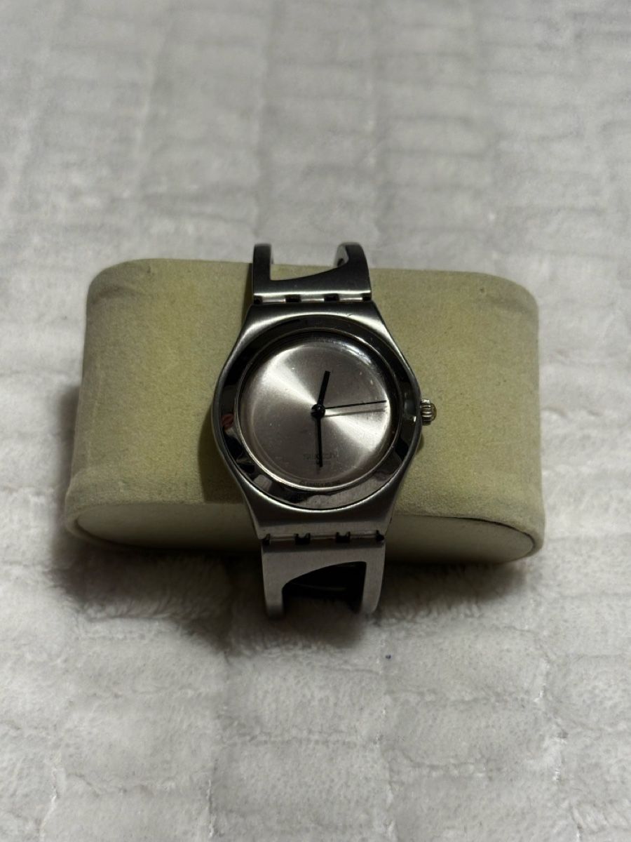 Swatch Uhren: Montre Swatch en acier inoxydable - Élégance discrète – Neu (gemäss Beschreibung) aus Rue von dia_p7xh