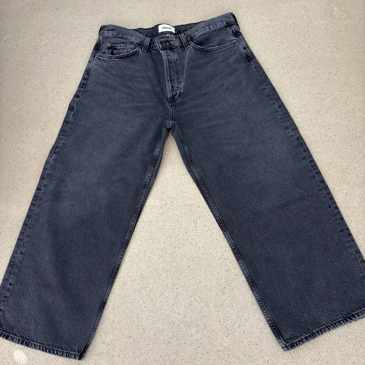 Agolde Jeans: NEU! AGOLDE Jeans Arc cropped – Nuovo (secondo la descrizione) da Biel/Bienne venduto da Eiskristall08 1