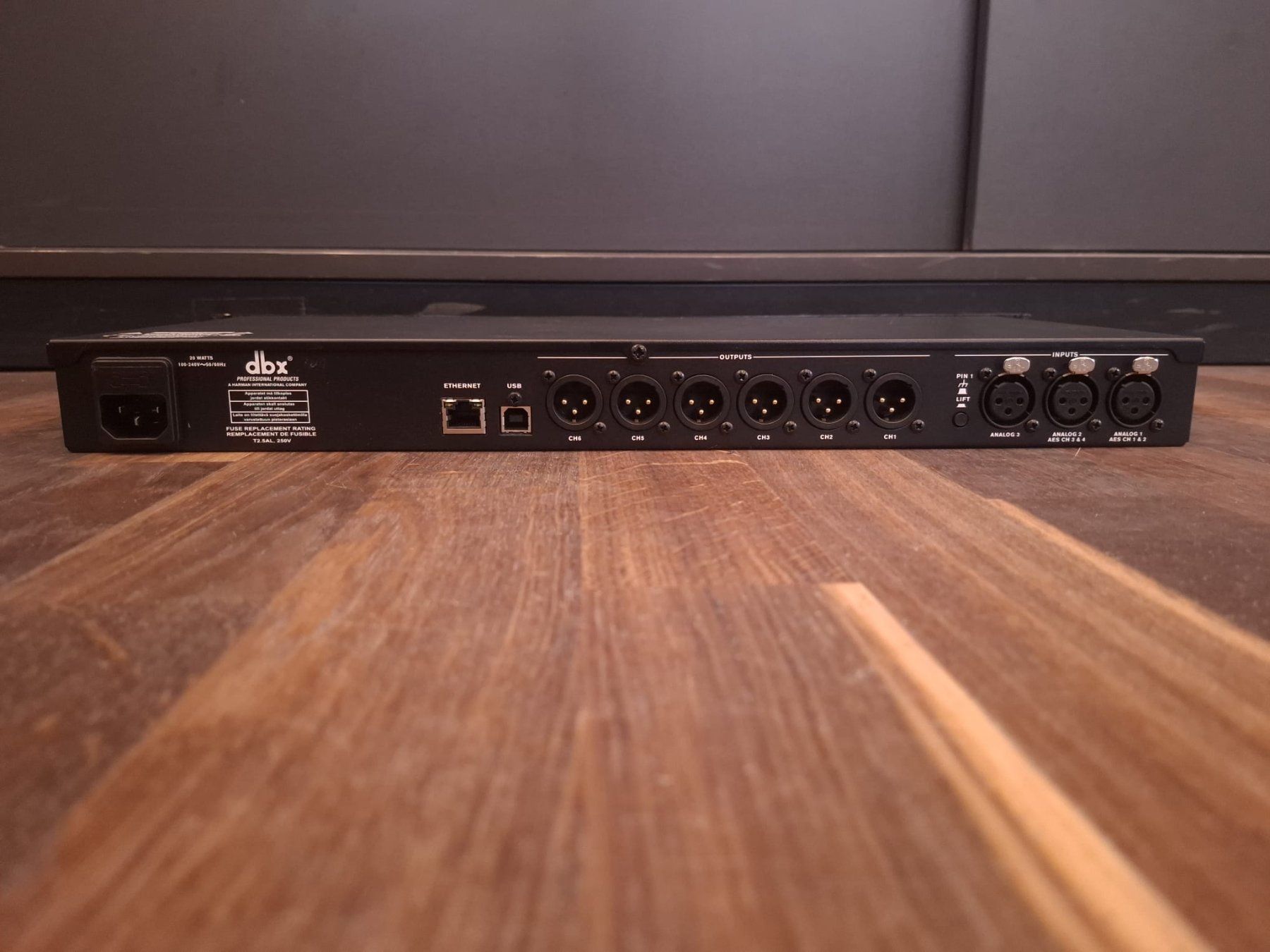 Dbx Egaliseurs: DBX DriveRack Venu360 Speaker-Management-System – D'occasion à Effretikon par lichtundmusik_GmbH 2