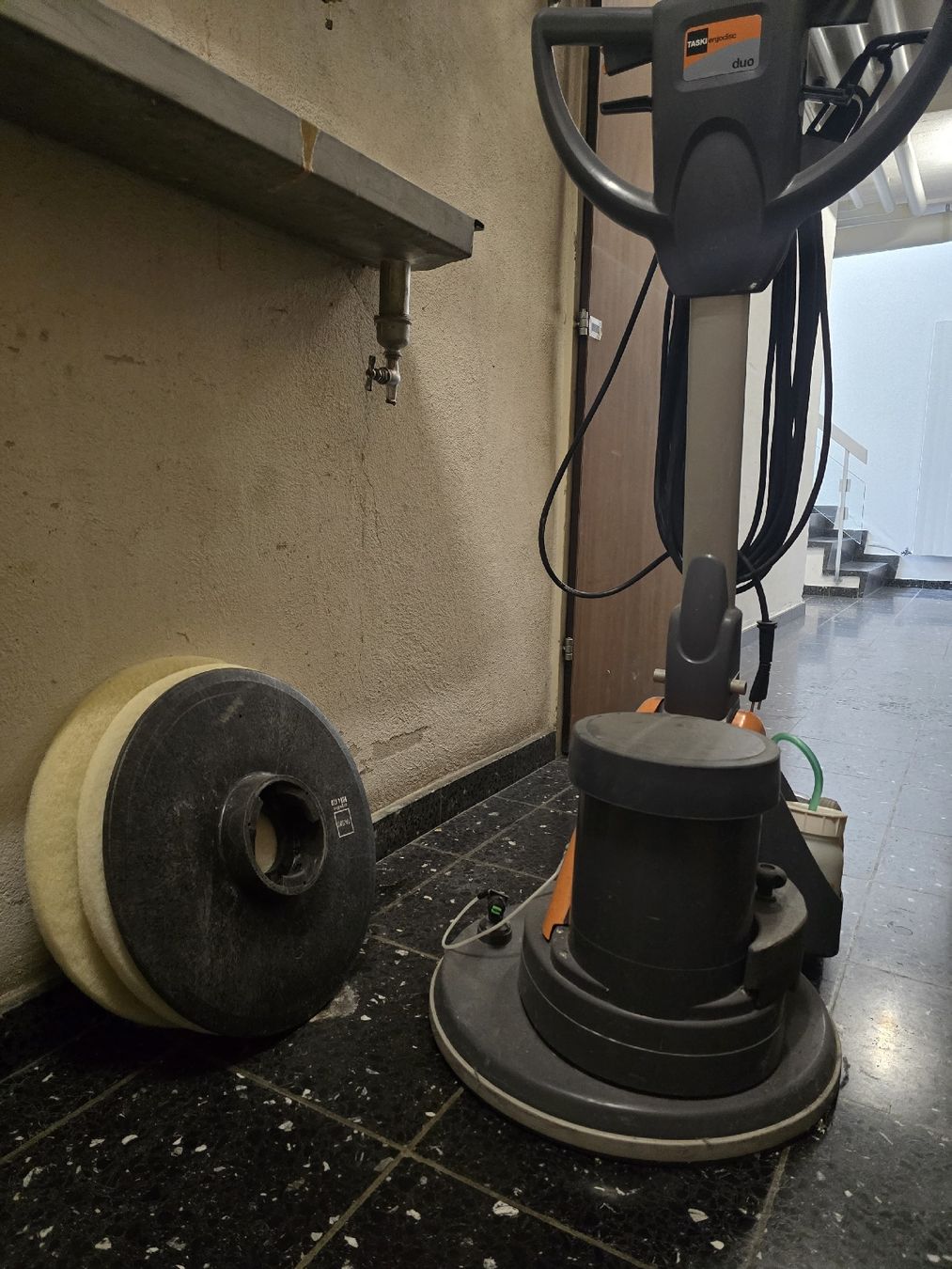 Alle Maschinen: Einscheibenmaschine – Gebraucht aus Zürich von igo_wbr2 2