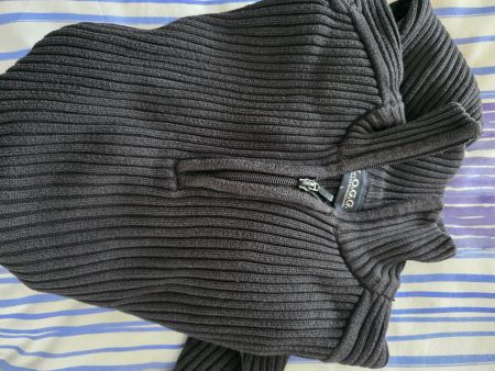 8 Pullover meistens Grösse L/XL