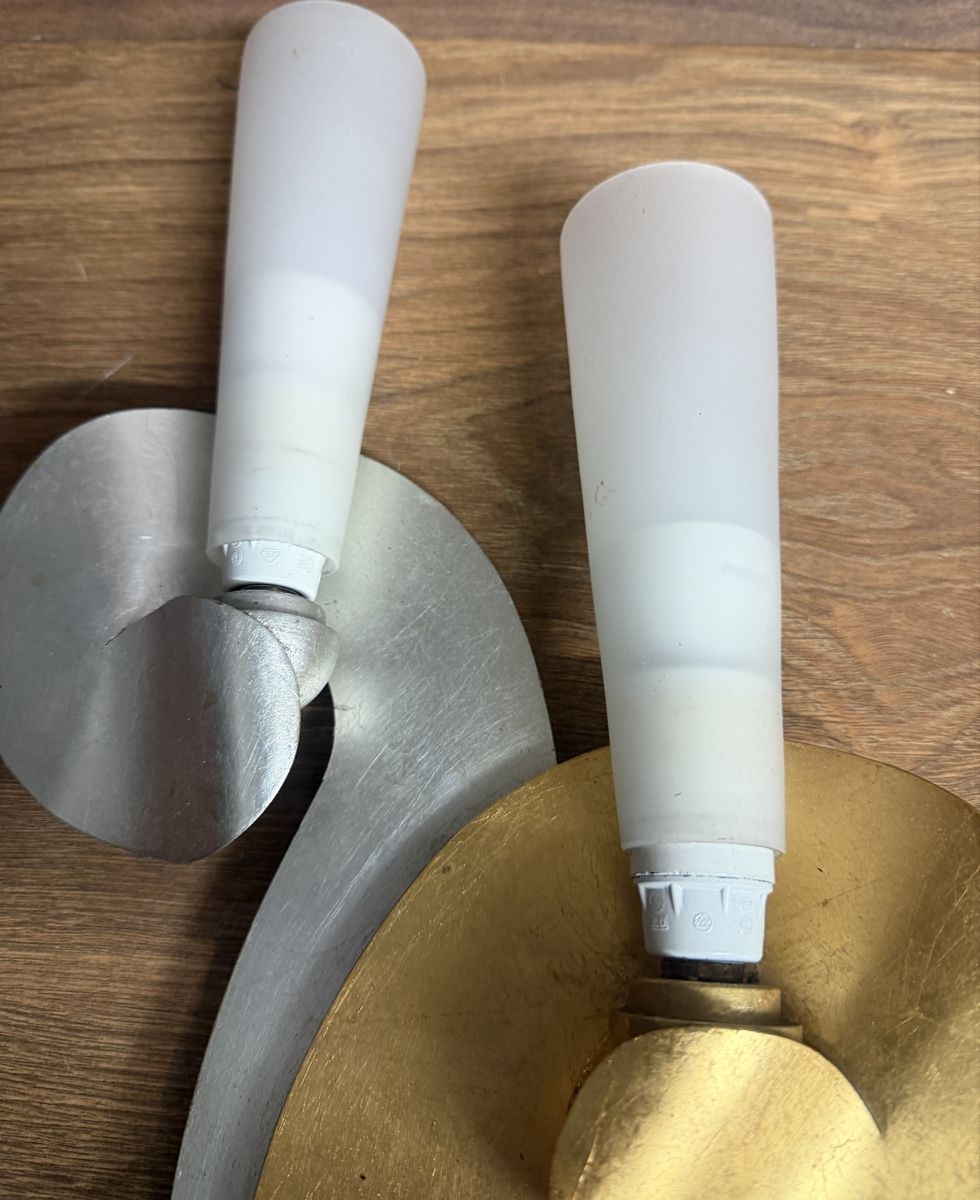 Lampade: Eine moderne und einzigartige Designer-Wandleuchte. Gebrauch – Usato da Nussbaumen AG venduto da olitech5415 1
