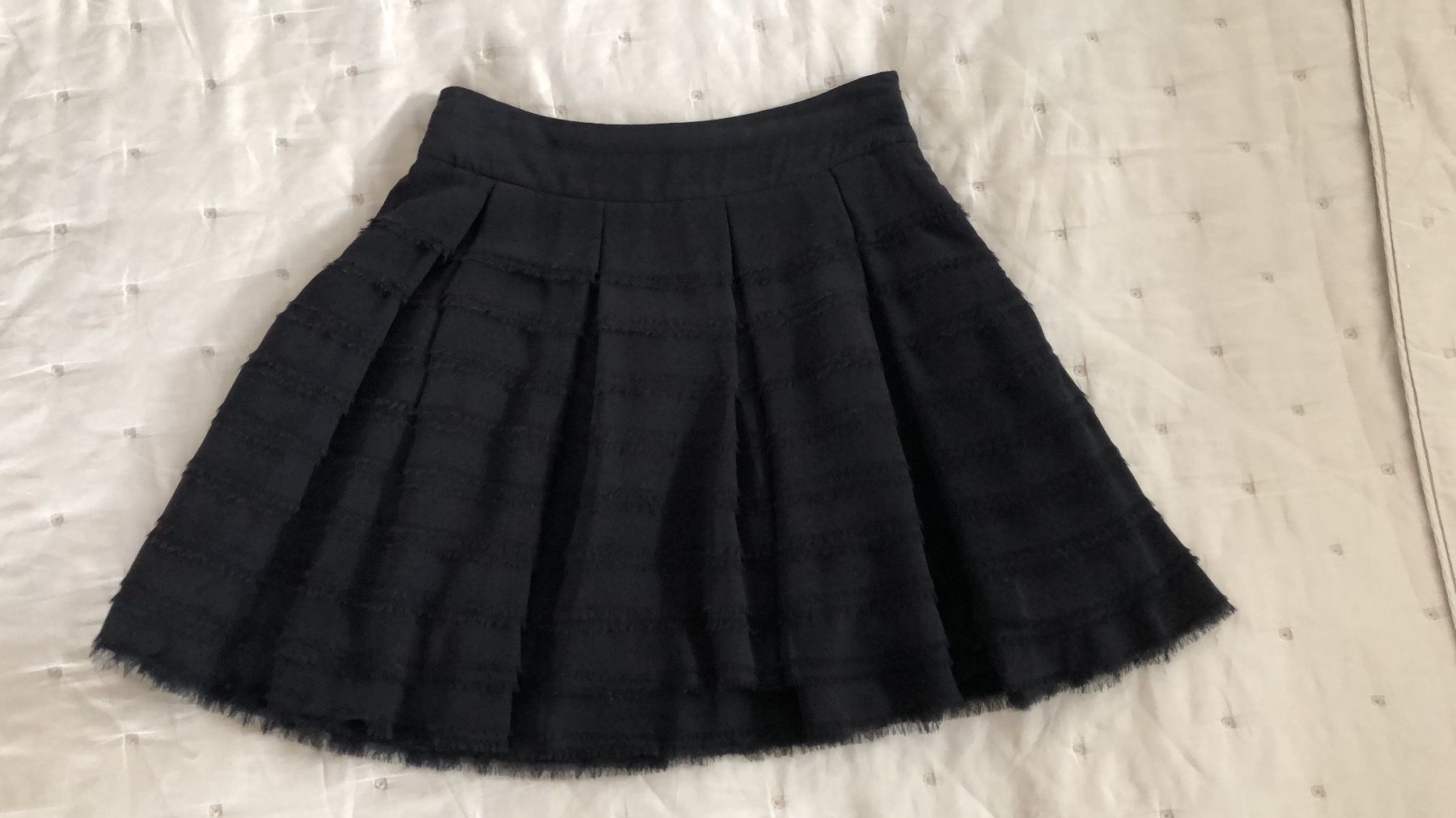 Ted Baker Gonne: Ted Baker skirt – Nuovo (secondo la descrizione) da Zurich venduto da MariaSPO