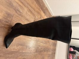 Elegante, schwarze Overknees Stiefel, Grösse 40