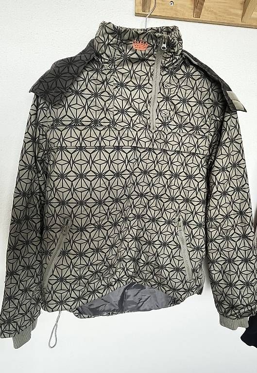 Giacche: Winterjacke – Usato da Brittnau venduto da _livia_n_