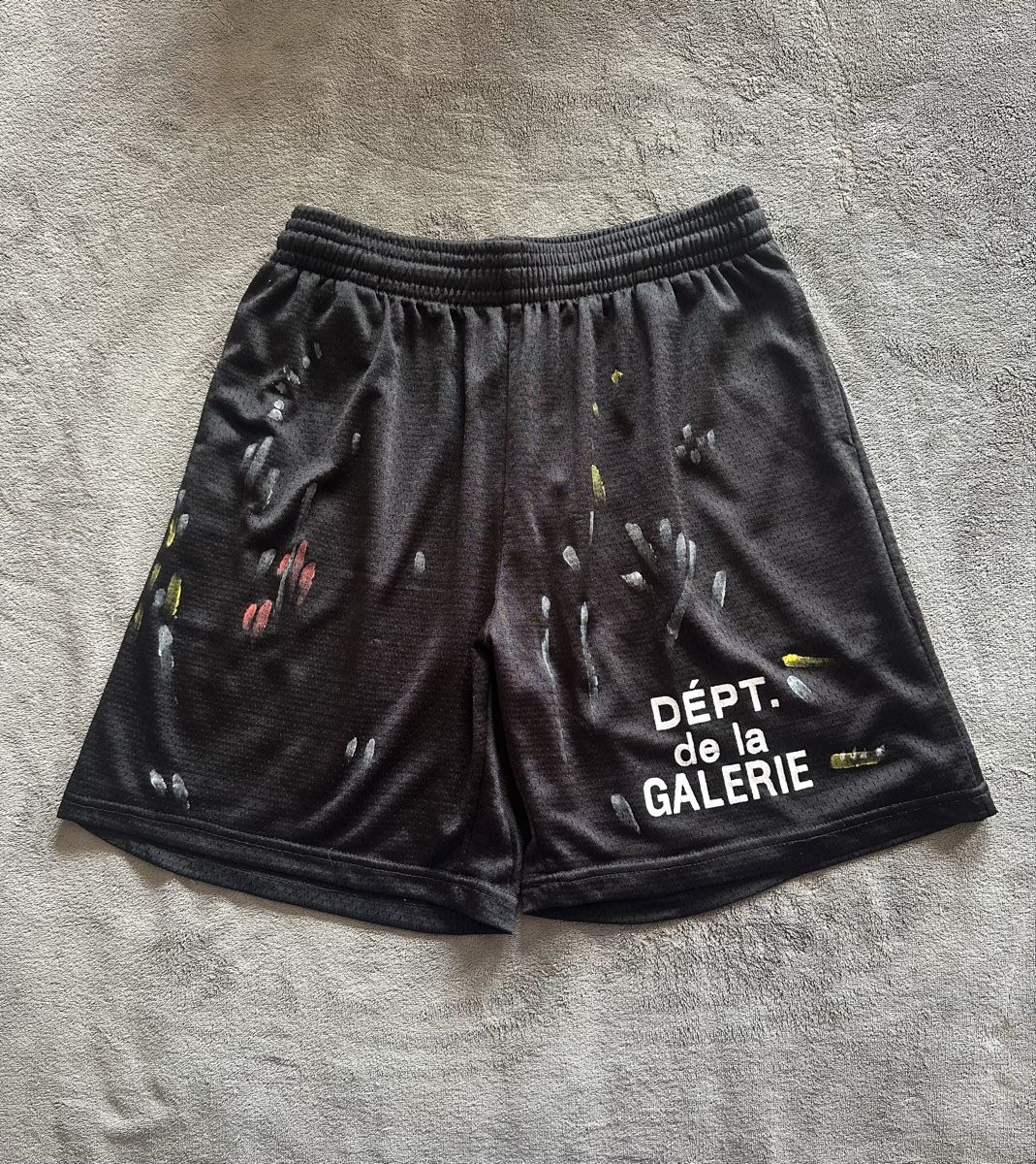 Gallery Dept. Pantaloni: Gallery Dept paint short – Nuovo (secondo la descrizione) da Morges venduto da ITASAP