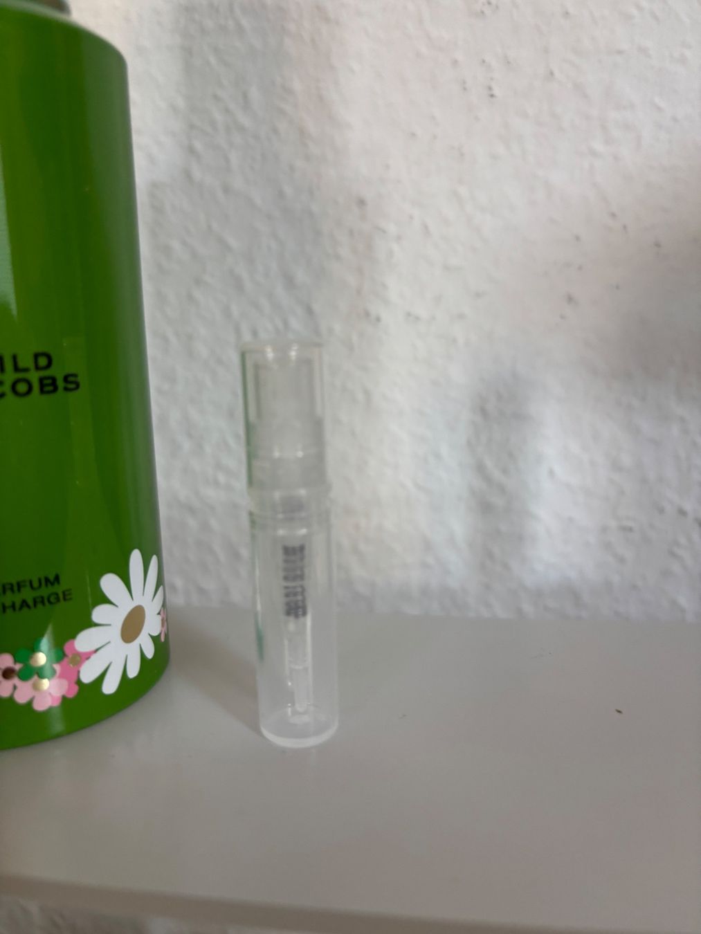 Marc Jacobs Parfums & Eau de Toilette: Marc Jacobs Daisy Wild -EDP - Duftprobe 2ML – D'occasion à Zürich par deruja 2
