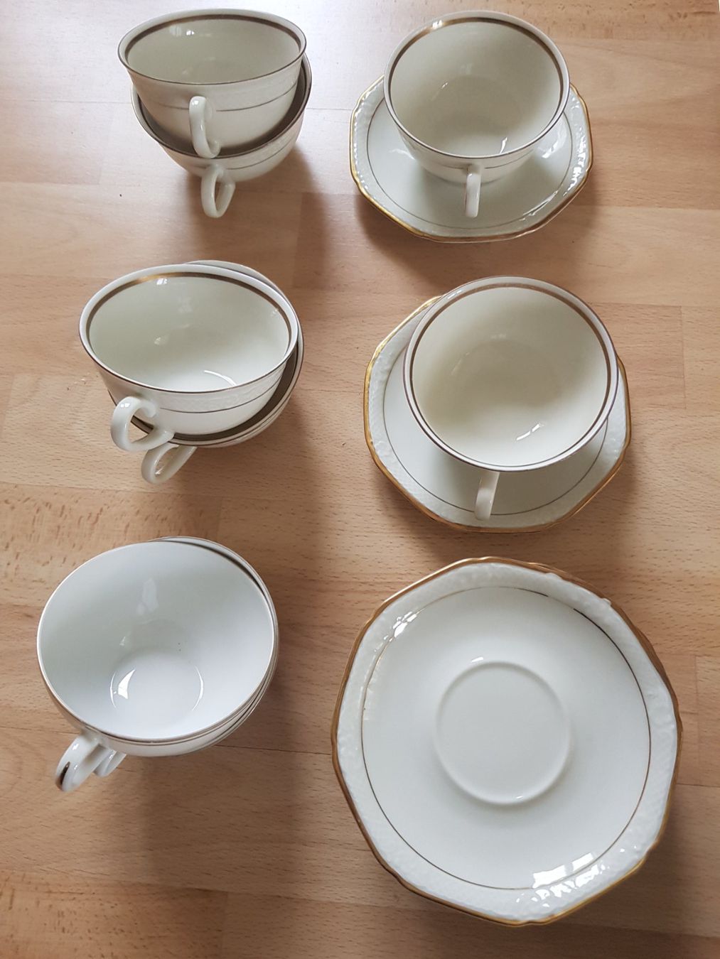 Set di piatti: Geschirrset – Usato da Matzingen venduto da heineken04 2
