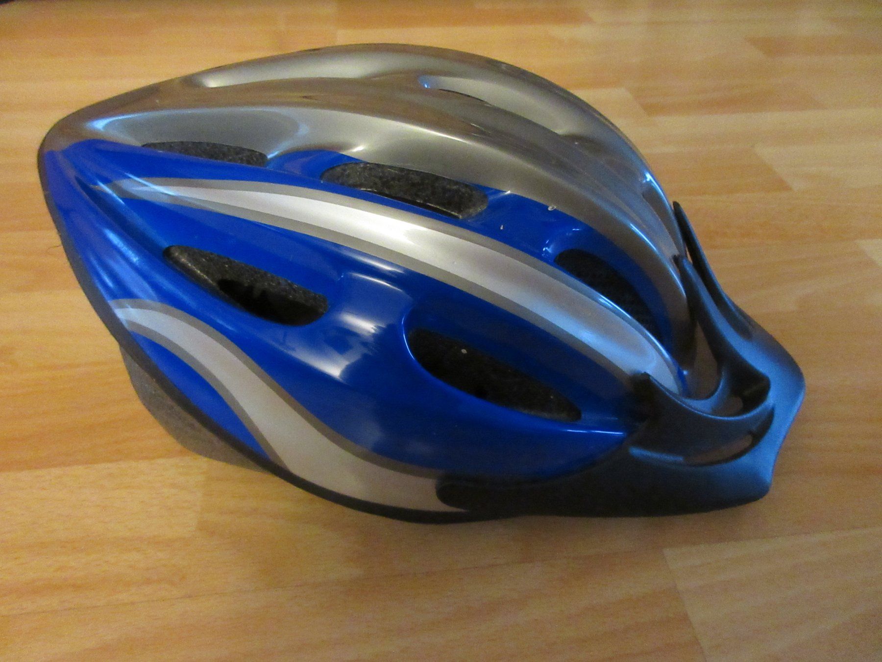 Caschi: Fahradhelm S/M 52-58 cm – Usato da Kaisten venduto da renault015 2