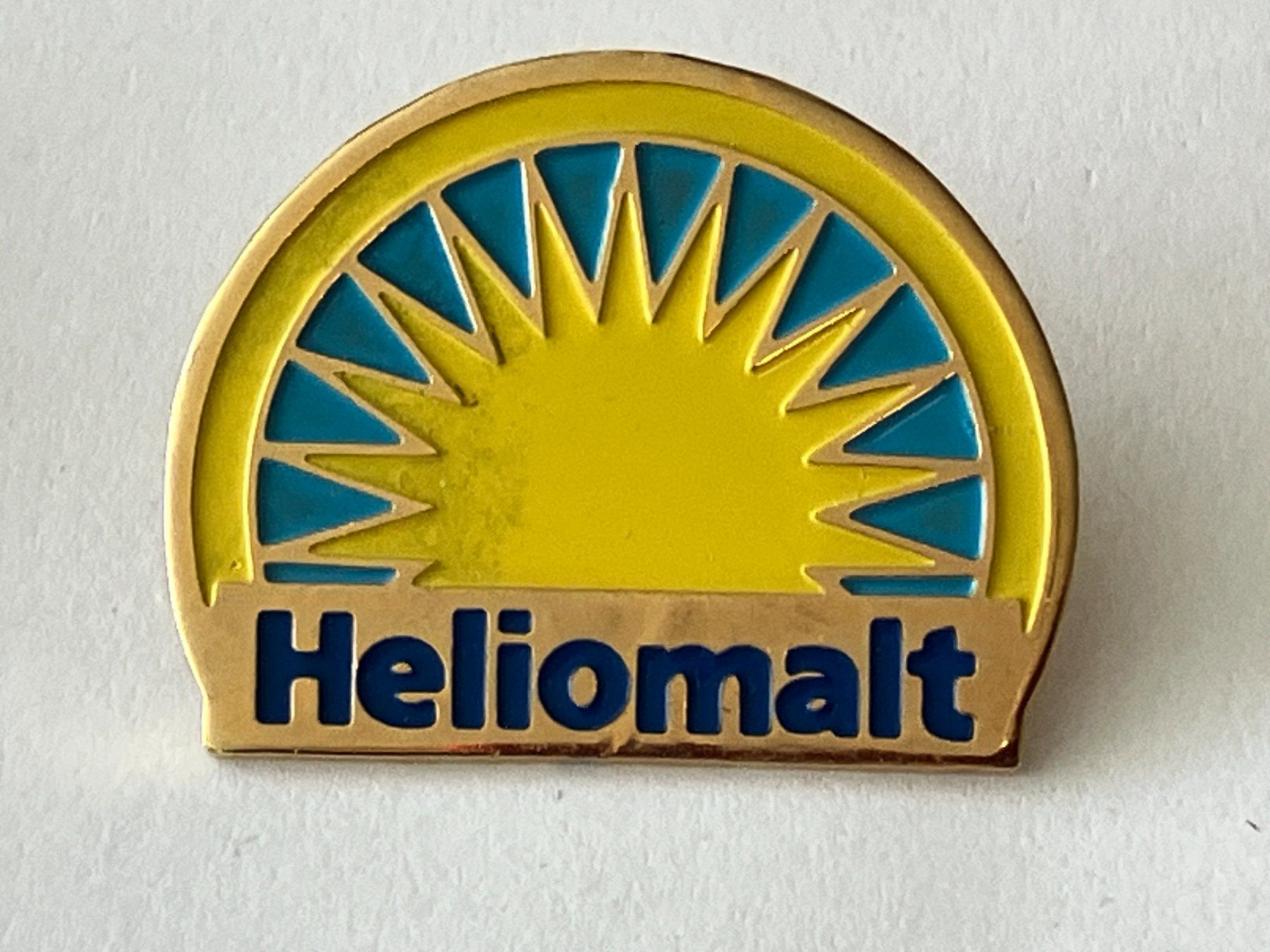 Plaketten & Abzeichen: 1 Pin Heliomalt – Gebraucht aus Basel von djwwpp